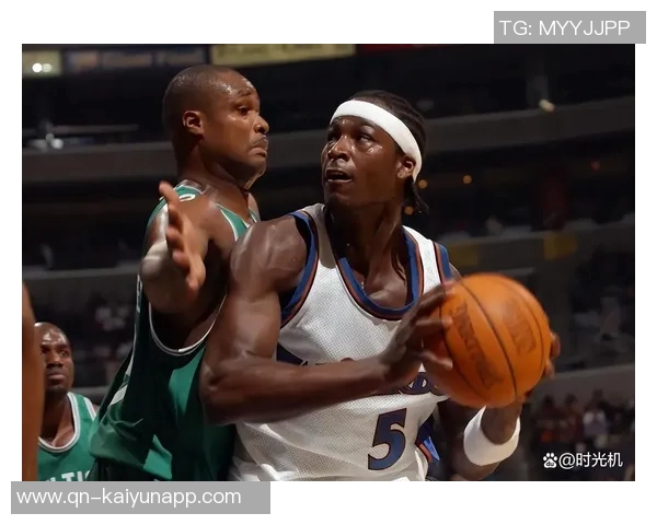 夸梅建议布朗尼学习基德技巧先适应三分再练习突破能力