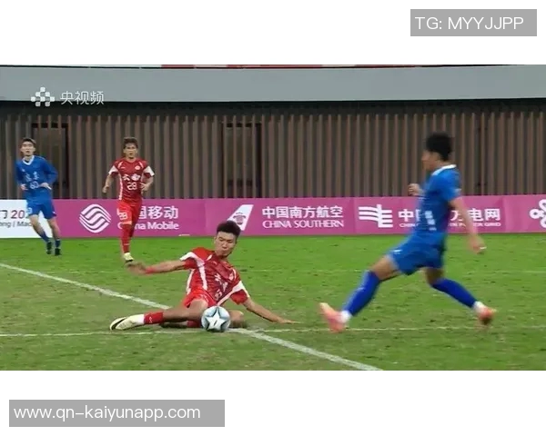 东体报道U22男足新人表现不一李新翔刘诚宇展现出色信心