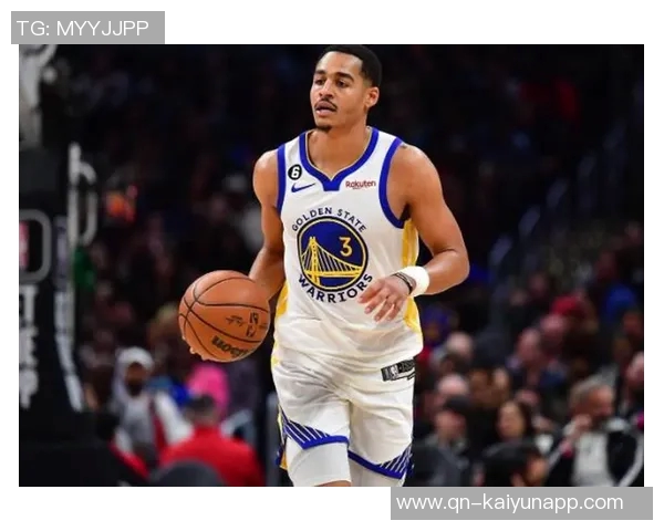 普尔表现稳定半场18分钟贡献14分助力球队进攻