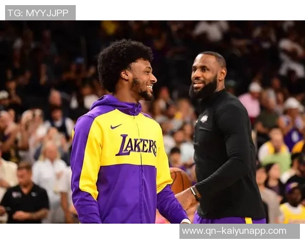 勒布朗分享与妻子同居的独特体验与家庭背景的深刻联系